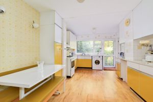 Photo 6- click for photo gallery